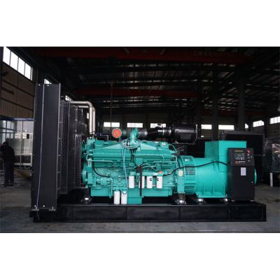 1000kw重慶康明斯柴油發(fā)電機組-重慶康明斯12缸柴油機KTA38-G9柴油發(fā)電機組,缸徑/行程：159/159mm,柴油發(fā)電機組水冷發(fā)動機功率1089KW,柴油發(fā)電機組配套馬拉松斯坦福發(fā)電機。廠價直銷歡迎選購：13773399855。