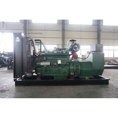200kw凱普柴油發(fā)電機組-凱普6缸柴油機缸徑/行程：114/135mm,水冷發(fā)動機功率206KW,配套馬拉松斯坦福發(fā)電機。廠價直銷歡迎選購：13773399855。