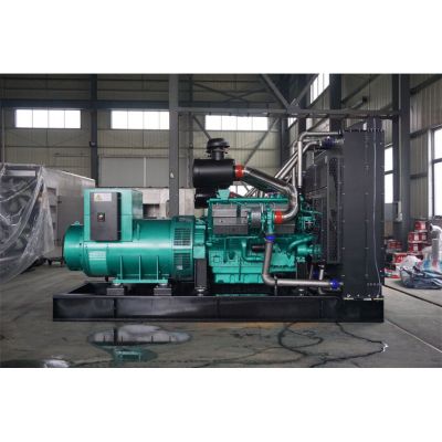 800kw卡得城仕柴油發(fā)電機(jī)組-卡得城仕12缸柴油機(jī)KD28H880柴油發(fā)電機(jī)組,缸徑/行程：138/165mm,柴油發(fā)電機(jī)組水冷發(fā)動(dòng)機(jī)功率880KW,柴油發(fā)電機(jī)組配套馬拉松斯坦福發(fā)電機(jī)。廠價(jià)直銷歡迎選購(gòu)：13773399855。