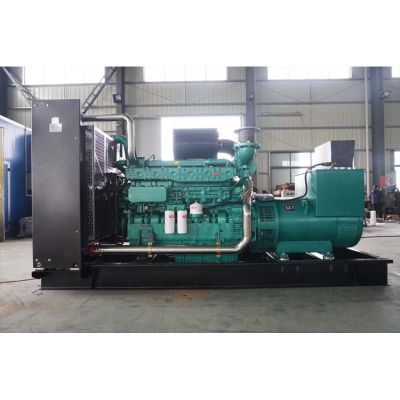 600kw玉柴柴油發(fā)電機組-玉柴6缸柴油機YC6TD840-D31柴油發(fā)電機組,缸徑/行程：152/180mm,柴油發(fā)電機組水冷發(fā)動機功率616KW,柴油發(fā)電機組配套馬拉松斯坦福發(fā)電機。廠價直銷歡迎選購：13773399855。