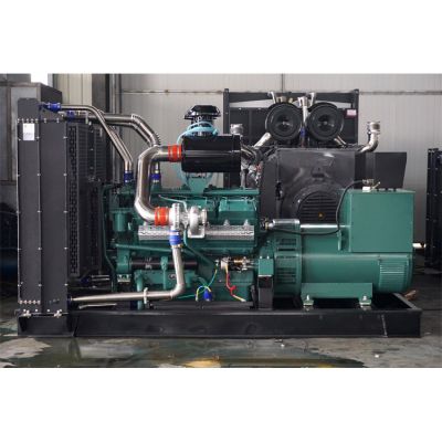 600kw南通股份柴油發(fā)電機(jī)組-南通股份12缸柴油機(jī)TCR550柴油發(fā)電機(jī)組,缸徑/行程：135/158mm,柴油發(fā)電機(jī)組水冷發(fā)動機(jī)功率605KW,柴油發(fā)電機(jī)組配套馬拉松斯坦福發(fā)電機(jī)。廠價(jià)直銷歡迎選購：13773399855。