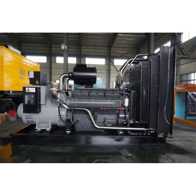 600kw無錫動力柴油發(fā)電機(jī)組-無錫動力12缸柴油機(jī)WD269TAD56柴油發(fā)電機(jī)組,缸徑/行程：138/150mm,柴油發(fā)電機(jī)組水冷發(fā)動機(jī)功率616KW,柴油發(fā)電機(jī)組配套馬拉松斯坦福發(fā)電機(jī)。廠價(jià)直銷歡迎選購：13773399855。
