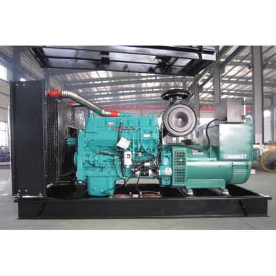 200kw重慶康明斯柴油發(fā)電機組-重慶康明斯6缸柴油機MTA11-G2柴油發(fā)電機組,缸徑/行程：125/147mm,柴油發(fā)電機組水冷發(fā)動機功率246KW,柴油發(fā)電機組配套馬拉松斯坦福發(fā)電機。廠價直銷歡迎選購：13773399855。