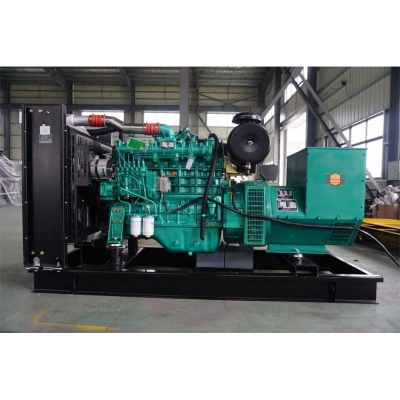 120kw玉柴柴油發(fā)電機(jī)組-玉柴6缸柴油機(jī)YC6A205-D30柴油發(fā)電機(jī)組,缸徑/行程：108/132mm,柴油發(fā)電機(jī)組水冷發(fā)動(dòng)機(jī)功率152KW,柴油發(fā)電機(jī)組配套馬拉松斯坦福發(fā)電機(jī)。廠價(jià)直銷歡迎選購：13773399855。