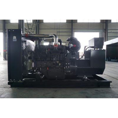 200kw上柴動力柴油發(fā)電機組-上柴股份6缸柴油機6DTAA8.9-G31柴油發(fā)電機組,缸徑/行程：114/144mm,柴油發(fā)電機組水冷發(fā)動機功率204KW,柴油發(fā)電機組配套馬拉松斯坦福發(fā)電機。廠價直銷歡迎選購：13773399855。