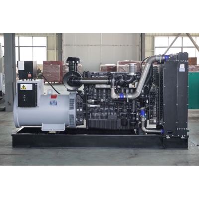 120kw上柴動力柴油發(fā)電機組-上柴股份6缸柴油機6HTAA6.5-G32柴油發(fā)電機組,缸徑/行程：105/124mm,柴油發(fā)電機組水冷發(fā)動機功率155KW,柴油發(fā)電機組配套馬拉松斯坦福發(fā)電機。廠價直銷歡迎選購：13773399855。