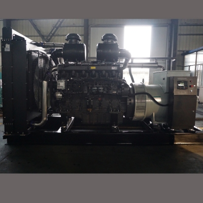 600kw上柴動力柴油發(fā)電機組-上柴股份6缸柴油機6KTAA25-G39柴油發(fā)電機組,缸徑/行程：170/185mm,柴油發(fā)電機組水冷發(fā)動機功率629KW,柴油發(fā)電機組配套馬拉松斯坦福發(fā)電機。廠價直銷歡迎選購：13773399855。