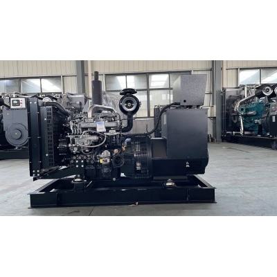45kw上柴股份柴油發(fā)電機組-上柴動力4缸柴油機4ZT3.5-G21柴油發(fā)電機組,缸徑/行程：105/115mm,柴油發(fā)電機組水冷發(fā)動機功率54KW,柴油發(fā)電機組配套馬拉松斯坦福發(fā)電機。廠價直銷歡迎選購：13773399855。